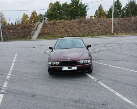 Червоний БМВ 5 Серія, об'ємом двигуна 2 л та пробігом 330 тис. км за 3599 $, фото 3 на Automoto.ua