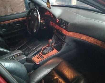 Красный БМВ 5 Серия, объемом двигателя 2.5 л и пробегом 324 тыс. км за 4100 $, фото 4 на Automoto.ua