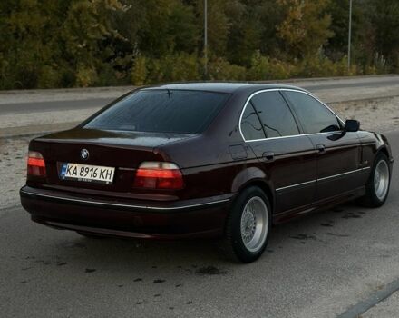 Красный БМВ 5 Серия, объемом двигателя 2 л и пробегом 330 тыс. км за 3850 $, фото 3 на Automoto.ua