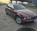 Красный БМВ 5 Серия, объемом двигателя 2.5 л и пробегом 300 тыс. км за 2850 $, фото 4 на Automoto.ua