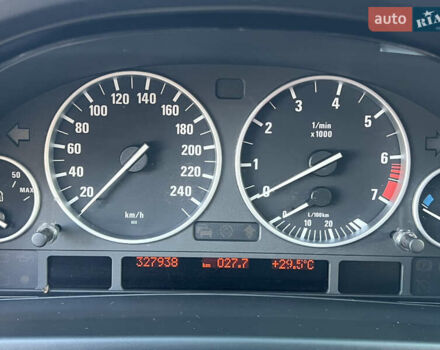 Красный БМВ 5 Серия, объемом двигателя 2.98 л и пробегом 327 тыс. км за 15000 $, фото 100 на Automoto.ua