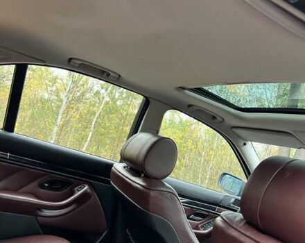 Червоний БМВ 5 Серія, об'ємом двигуна 2.5 л та пробігом 300 тис. км за 3800 $, фото 11 на Automoto.ua
