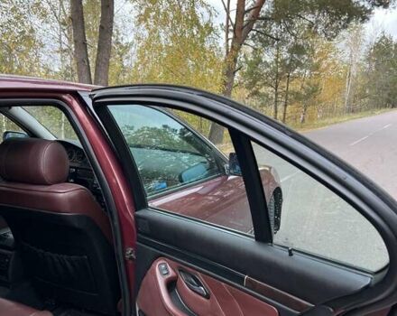 Червоний БМВ 5 Серія, об'ємом двигуна 2.5 л та пробігом 300 тис. км за 3800 $, фото 7 на Automoto.ua