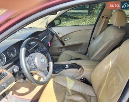 Красный БМВ 5 Серия, объемом двигателя 3 л и пробегом 284 тыс. км за 8500 $, фото 2 на Automoto.ua
