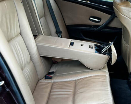 Червоний БМВ 5 Серія, об'ємом двигуна 3 л та пробігом 208 тис. км за 9250 $, фото 40 на Automoto.ua