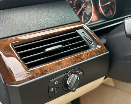 Красный БМВ 5 Серия, объемом двигателя 3 л и пробегом 149 тыс. км за 13800 $, фото 17 на Automoto.ua