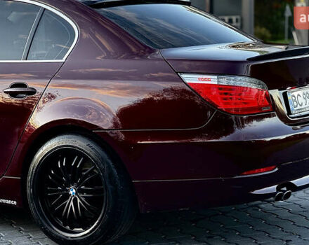 Красный БМВ 5 Серия, объемом двигателя 3 л и пробегом 208 тыс. км за 9550 $, фото 9 на Automoto.ua