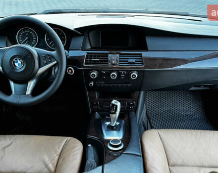 Красный БМВ 5 Серия, объемом двигателя 3 л и пробегом 208 тыс. км за 9550 $, фото 37 на Automoto.ua