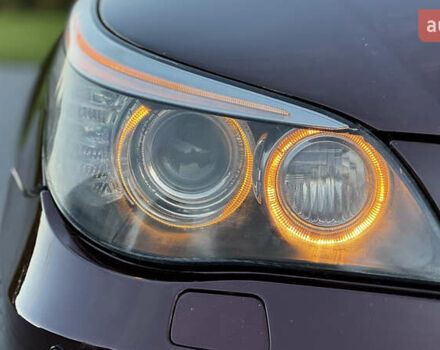 Красный БМВ 5 Серия, объемом двигателя 3 л и пробегом 208 тыс. км за 9550 $, фото 15 на Automoto.ua