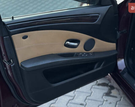 Красный БМВ 5 Серия, объемом двигателя 3 л и пробегом 208 тыс. км за 9550 $, фото 19 на Automoto.ua