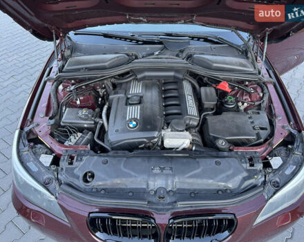 Красный БМВ 5 Серия, объемом двигателя 3 л и пробегом 208 тыс. км за 9550 $, фото 41 на Automoto.ua