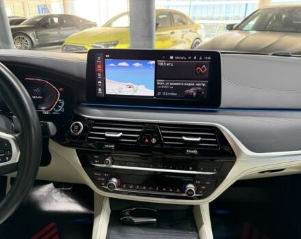 Червоний БМВ 5 Серія, об'ємом двигуна 3 л та пробігом 27 тис. км за 60000 $, фото 21 на Automoto.ua