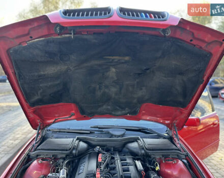 Красный БМВ 5 Серия, объемом двигателя 2.2 л и пробегом 315 тыс. км за 3900 $, фото 37 на Automoto.ua