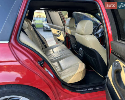 Красный БМВ 5 Серия, объемом двигателя 2.2 л и пробегом 315 тыс. км за 3900 $, фото 29 на Automoto.ua