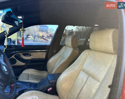 Красный БМВ 5 Серия, объемом двигателя 2.2 л и пробегом 315 тыс. км за 3900 $, фото 20 на Automoto.ua