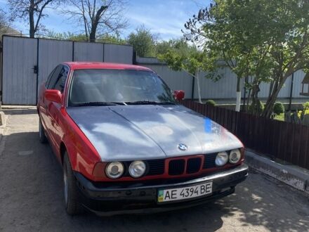 БМВ 5 Серия 1988 в Днепре (Днепропетровске) на Automoto.ua Красный БМВ 5 Серия, объемом двигателя 0 л и пробегом 20 тыс. км за 1500 $, фото 1 на Automoto.ua
