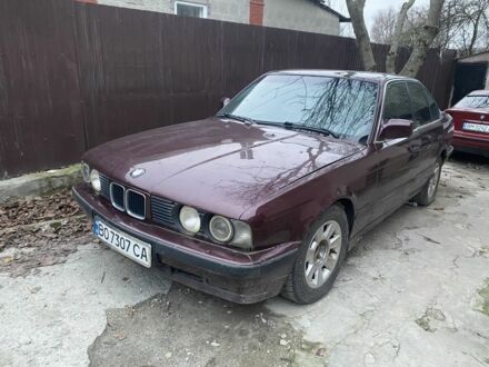 Червоний БМВ 5 Серія, об'ємом двигуна 2.5 л та пробігом 200 тис. км за 1600 $, фото 1 на Automoto.ua