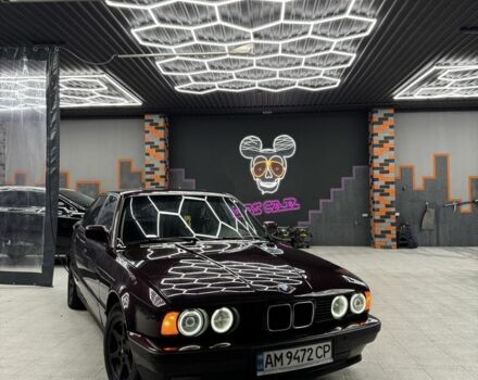 Красный БМВ 5 Серия, объемом двигателя 2.5 л и пробегом 333 тыс. км за 2666 $, фото 1 на Automoto.ua