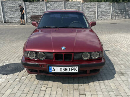БМВ 5 Серия 1991 в Белой Церкве на Automoto.ua Красный БМВ 5 Серия, объемом двигателя 2 л и пробегом 471 тыс. км за 2400 $, фото 1 на Automoto.ua