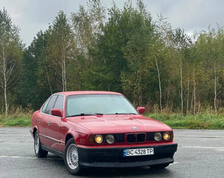 Красный БМВ 5 Серия, объемом двигателя 2 л и пробегом 500 тыс. км за 2700 $, фото 1 на Automoto.ua