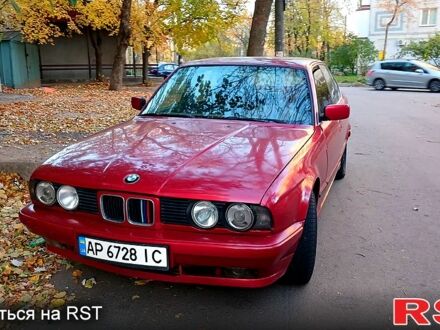 Красный БМВ 5 Серия, объемом двигателя 2 л и пробегом 1 тыс. км за 3600 $, фото 1 на Automoto.ua