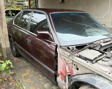 Красный БМВ 5 Серия, объемом двигателя 0 л и пробегом 240 тыс. км за 1200 $, фото 1 на Automoto.ua