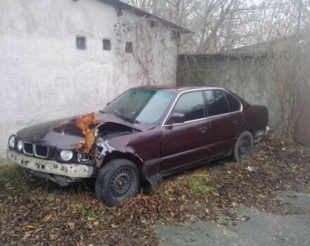 Красный БМВ 5 Серия, объемом двигателя 2.5 л и пробегом 202 тыс. км за 2500 $, фото 1 на Automoto.ua