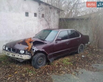 Красный БМВ 5 Серия, объемом двигателя 2.5 л и пробегом 202 тыс. км за 2500 $, фото 1 на Automoto.ua