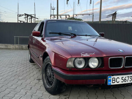 БМВ 5 Серія 1994 у Сколе на Automoto.ua Червоний БМВ 5 Серія, об'ємом двигуна 1.99 л та пробігом 200 тис. км за 1700 $, фото 1 на Automoto.ua