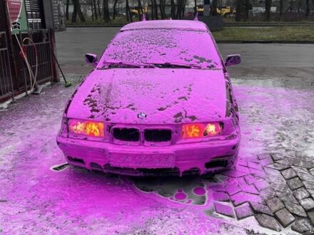 Красный БМВ 5 Серия, объемом двигателя 1.8 л и пробегом 2 тыс. км за 1800 $, фото 1 на Automoto.ua