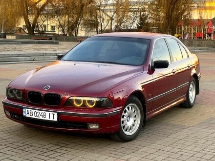 Червоний БМВ 5 Серія, об'ємом двигуна 2.5 л та пробігом 329 тис. км за 4500 $, фото 1 на Automoto.ua
