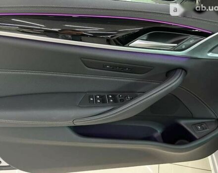 БМВ 5 Серія, об'ємом двигуна 3 л та пробігом 22 тис. км за 63900 $, фото 9 на Automoto.ua
