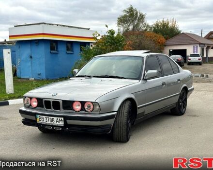 БМВ 5 Серія, об'ємом двигуна 2 л та пробігом 300 тис. км за 1450 $, фото 1 на Automoto.ua