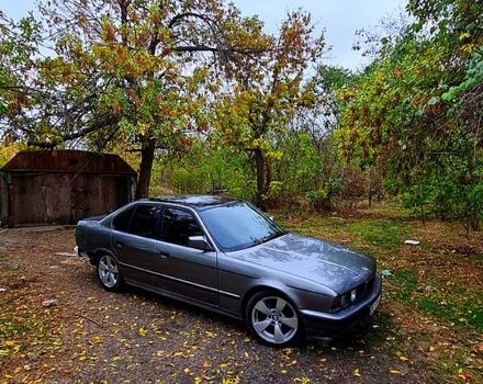 БМВ 5 Серия, объемом двигателя 2 л и пробегом 0 тыс. км за 2000 $, фото 2 на Automoto.ua