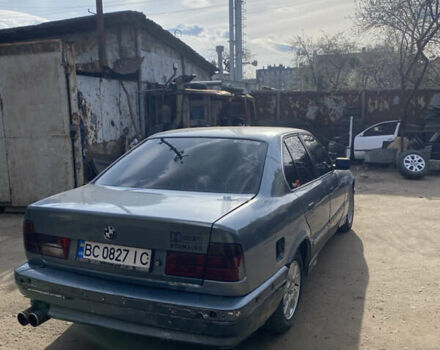 БМВ 5 Серия, объемом двигателя 2 л и пробегом 300 тыс. км за 1700 $, фото 2 на Automoto.ua