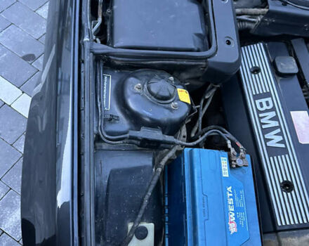 БМВ 5 Серия, объемом двигателя 2.5 л и пробегом 300 тыс. км за 3600 $, фото 24 на Automoto.ua