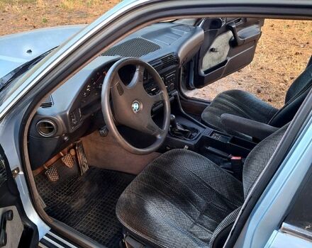 БМВ 5 Серия, объемом двигателя 2 л и пробегом 392 тыс. км за 2300 $, фото 3 на Automoto.ua