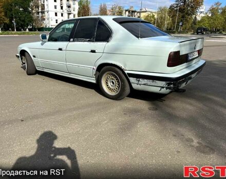 БМВ 5 Серия, объемом двигателя 3 л и пробегом 300 тыс. км за 1900 $, фото 1 на Automoto.ua