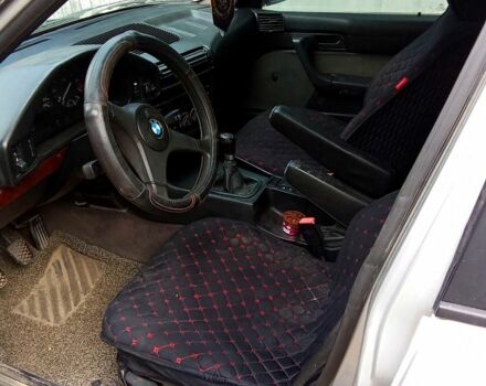 БМВ 5 Серія, об'ємом двигуна 2 л та пробігом 254 тис. км за 1400 $, фото 2 на Automoto.ua
