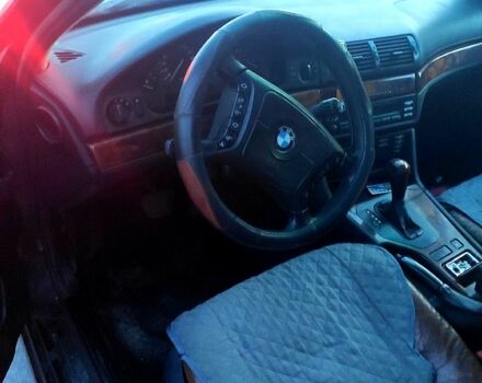 БМВ 5 Серія, об'ємом двигуна 2.8 л та пробігом 1 тис. км за 2900 $, фото 8 на Automoto.ua