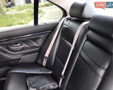 БМВ 5 Серія, об'ємом двигуна 2 л та пробігом 490 тис. км за 4500 $, фото 6 на Automoto.ua