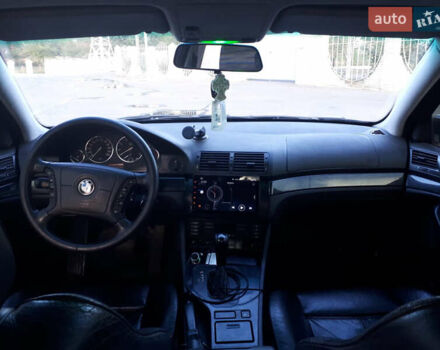 БМВ 5 Серия, объемом двигателя 2.8 л и пробегом 400 тыс. км за 4500 $, фото 3 на Automoto.ua
