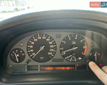 БМВ 5 Серия, объемом двигателя 3.5 л и пробегом 358 тыс. км за 5400 $, фото 3 на Automoto.ua