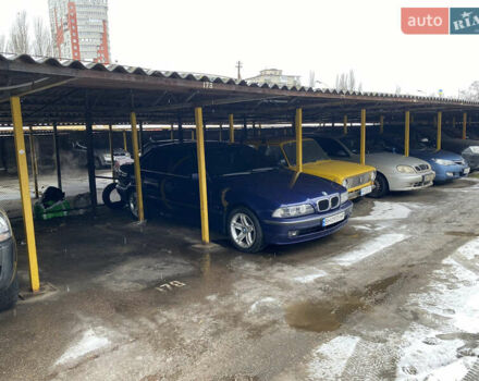 БМВ 5 Серия, объемом двигателя 3.5 л и пробегом 358 тыс. км за 5400 $, фото 17 на Automoto.ua