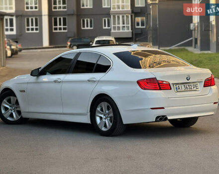 БМВ 5 Серия, объемом двигателя 3 л и пробегом 200 тыс. км за 10800 $, фото 2 на Automoto.ua