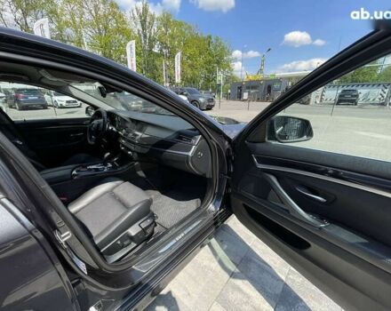 БМВ 5 Серия, объемом двигателя 0 л и пробегом 180 тыс. км за 15000 $, фото 28 на Automoto.ua