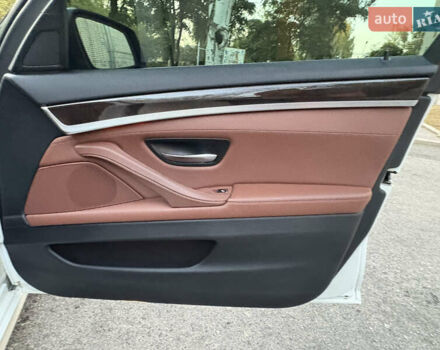 БМВ 5 Серія, об'ємом двигуна 2 л та пробігом 125 тис. км за 13500 $, фото 27 на Automoto.ua