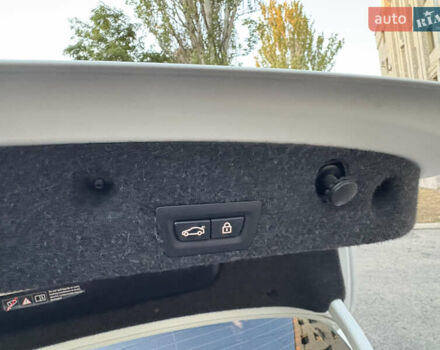 БМВ 5 Серія, об'ємом двигуна 2 л та пробігом 125 тис. км за 13500 $, фото 37 на Automoto.ua