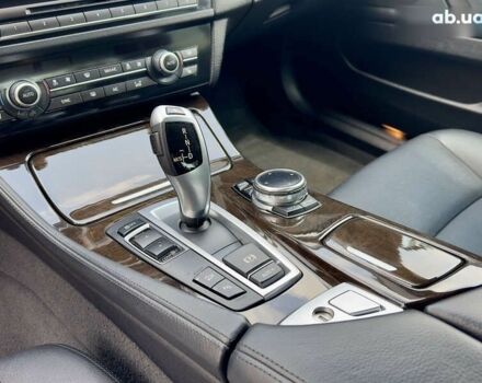 БМВ 5 Серия, объемом двигателя 3 л и пробегом 121 тыс. км за 18500 $, фото 7 на Automoto.ua