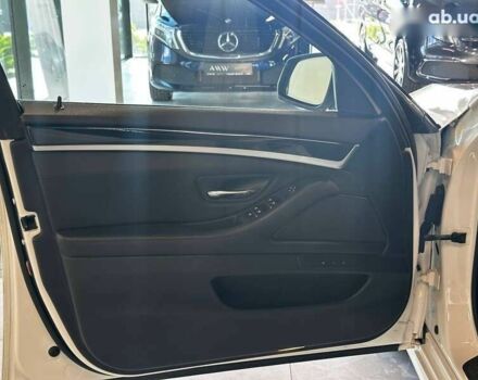 БМВ 5 Серия, объемом двигателя 2 л и пробегом 114 тыс. км за 17400 $, фото 13 на Automoto.ua